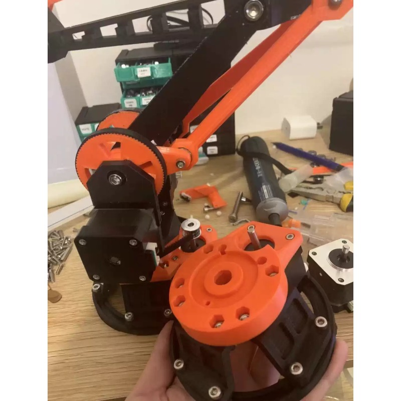 Universe Grocery Store Four Ax - 3D Printing Robot Arm recension och pris